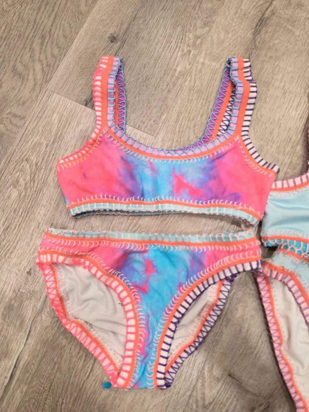 Platinum swim Two Girls Swimsuits Tie-Dye & Solid Blue Size 10 set of 2 suits